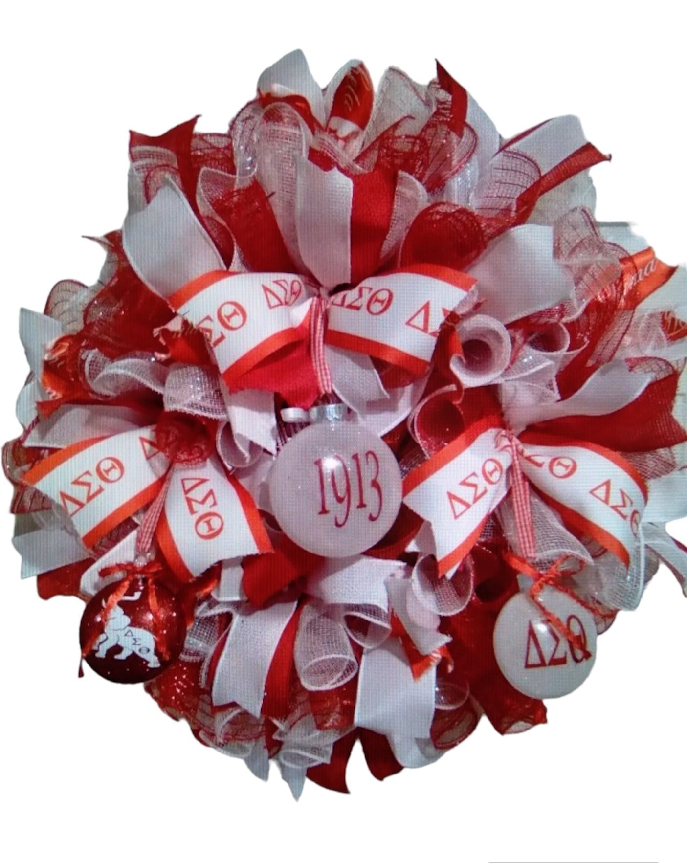 Delta Sigma Theta Wreath